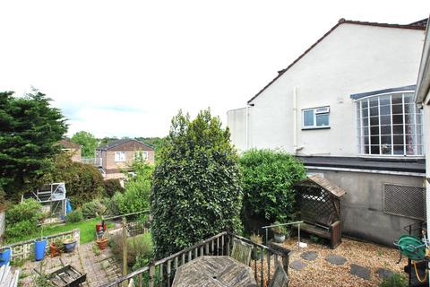 738 Wells Road, Bristol, BS14 0PA
