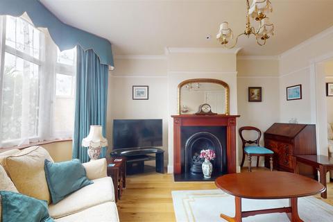 738 Wells Road, Bristol, BS14 0PA