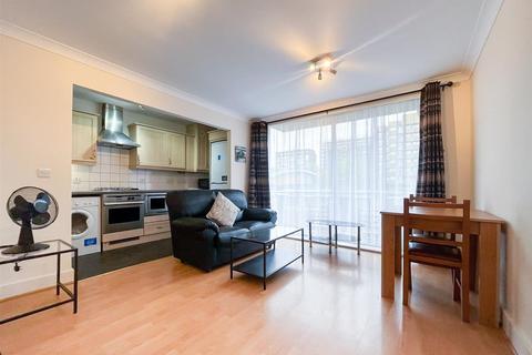 1 bedroom apartment to rent, Regent Court, St John's Wood, NW8