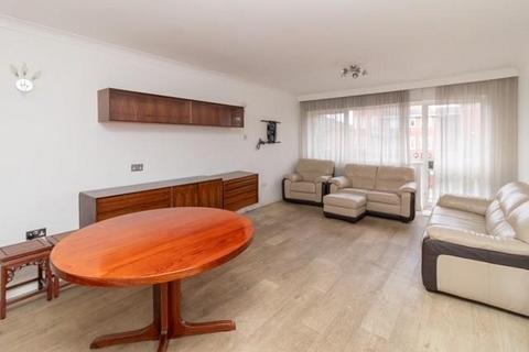 2 bedroom apartment to rent, Alison Court, Hale Lane, Edgware, HA8