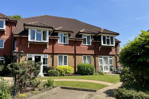 1 bedroom retirement property for sale, Allingham Court, Farncombe