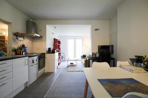 1 bedroom apartment to rent, Benson Street, Cambridge CB4