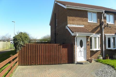 2 bedroom semi-detached house to rent, Linden Road, Seaton Delaval