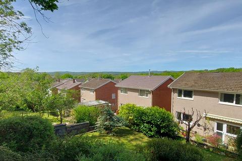 3 bedroom detached house for sale, Fairoak, Ammanford