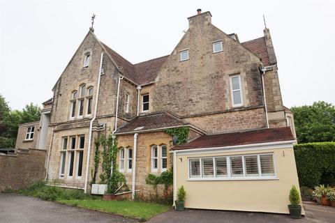 2 bedroom apartment to rent, Castle Road, Clevedon BS21