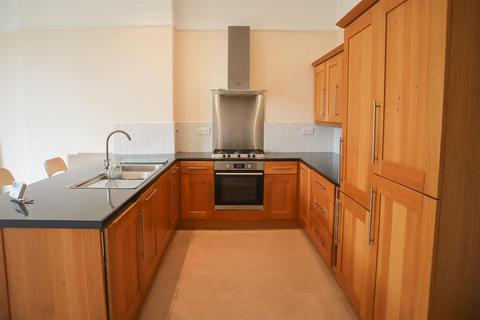 2 bedroom apartment to rent, Castle Road, Clevedon BS21