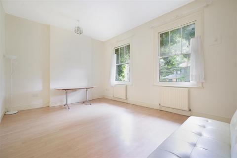 3 bedroom duplex to rent, Lansdowne Road, London N17