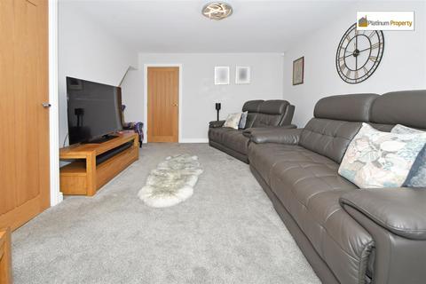 15 Barbrook Avenue, Stoke-on-trent, ST3 5UG