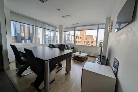 2 bedroom apartment to rent, 31 Strand Street, Liverpool