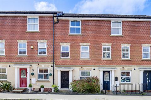 4 bedroom townhouse for sale, High Main Drive, Bestwood Village NG6