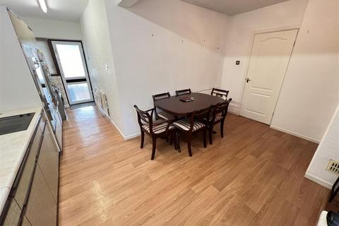 40 Fender Way, Wirral, CH61 9NR