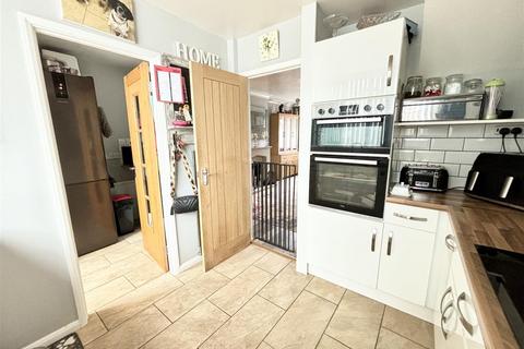 3 bedroom terraced house for sale, Russell Gardens, Poole BH16