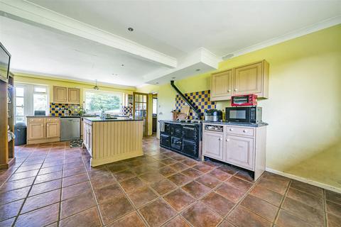 5 bedroom house for sale, Boundless Road, Brook, Godalming
