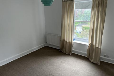 3 bedroom end of terrace house to rent, Shirebrook Road, Meersbrook, Sheffield