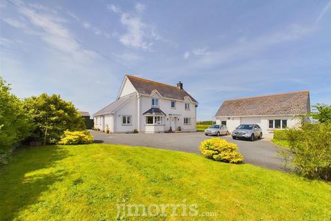 4 bedroom property with land for sale, Lon Yr Ysgol, Blaenporth, Cardigan