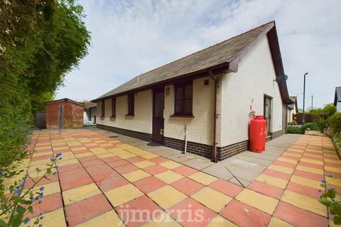 3 bedroom detached bungalow for sale, Clos Tawela, Silian, Lampeter