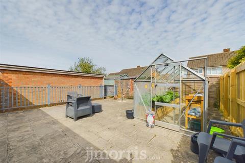 3 bedroom semi-detached bungalow for sale, Y Rhos, Cardigan