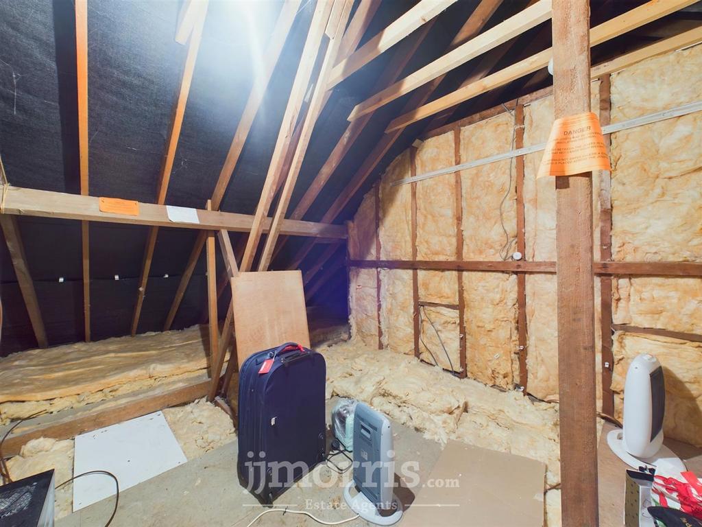 CAM03686 G0-PR0060-STILL021.jpg