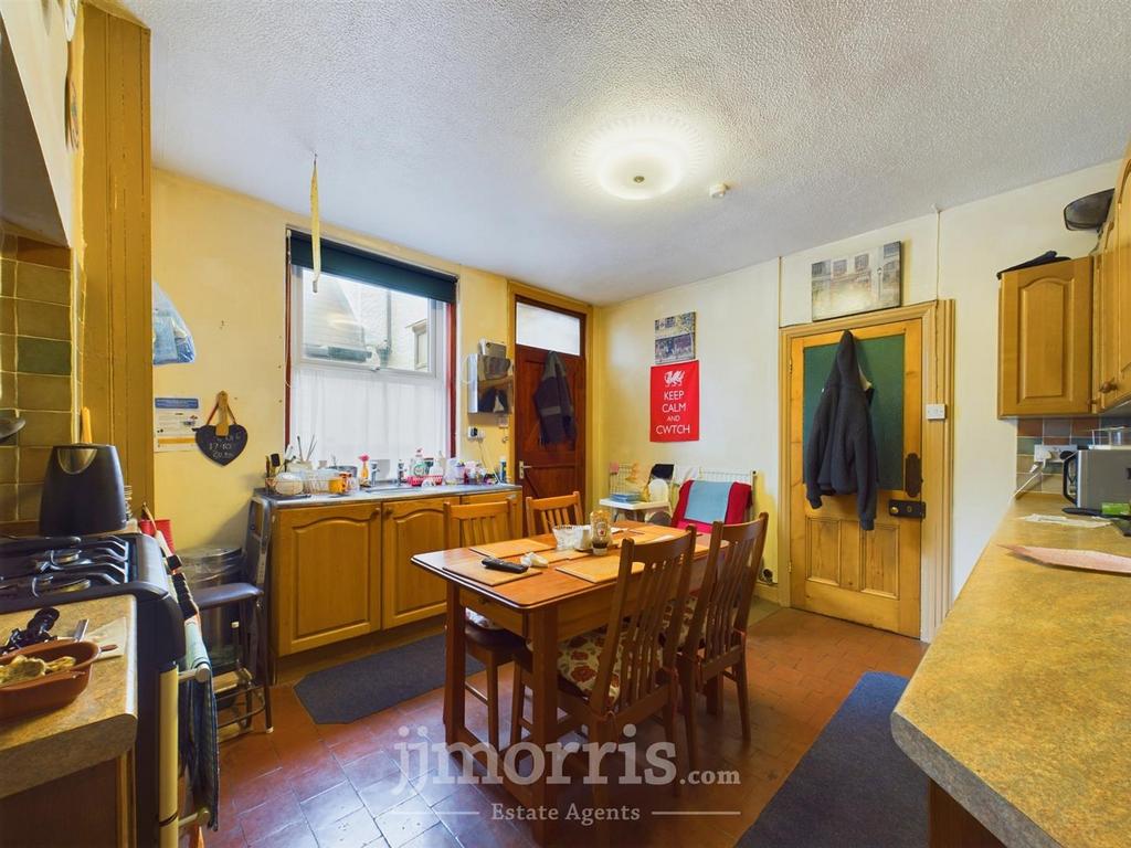 CAM03686 G0-PR0074-STILL012.jpg