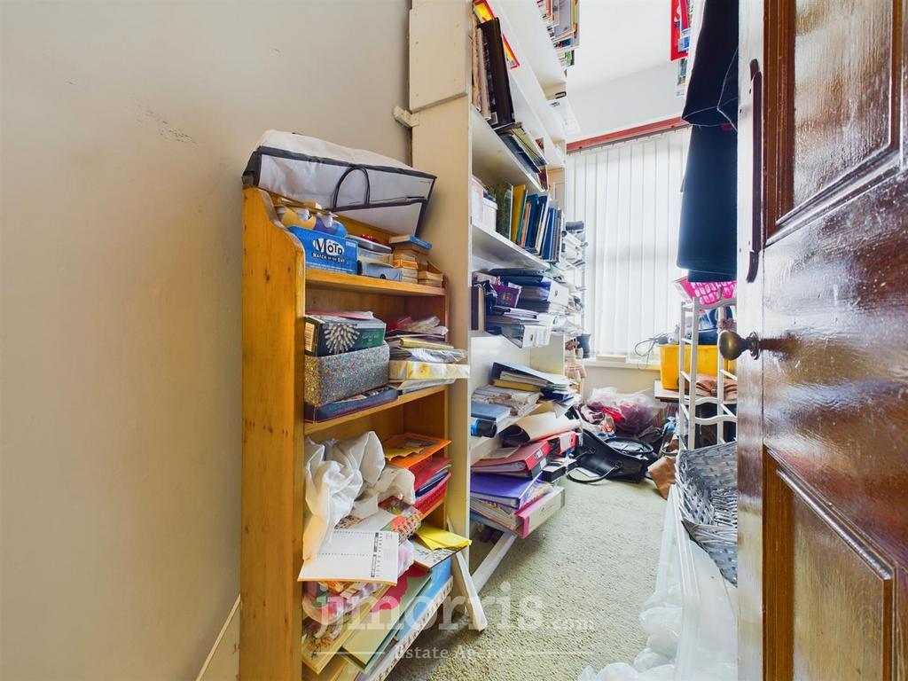 CAM03686 G0-PR0074-STILL039.jpg