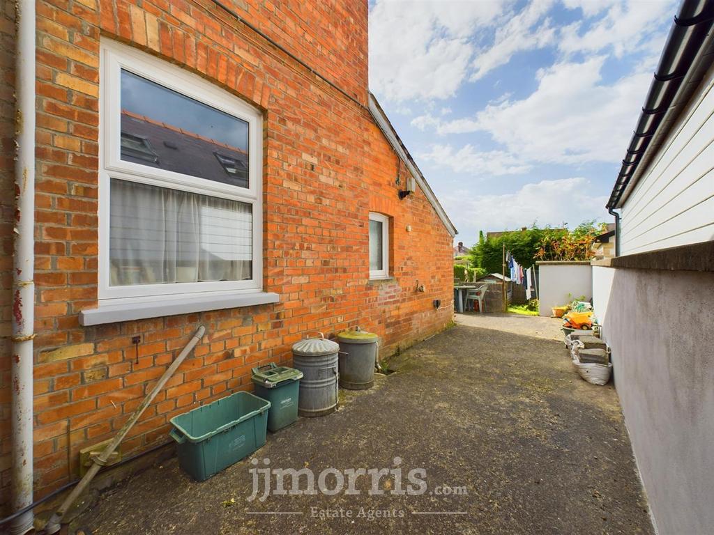 CAM03686 G0-PR0074-STILL045.jpg