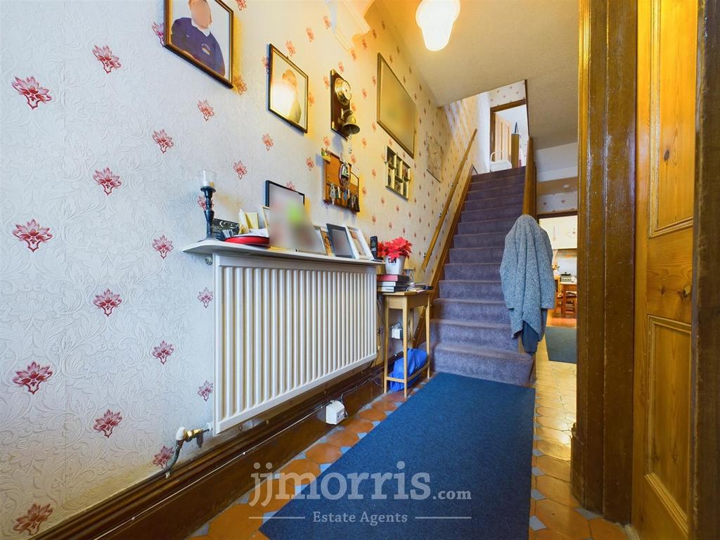 CAM03686 G0-PR0074-STILL005.jpg