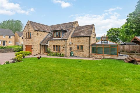 4 bedroom detached house for sale, Apperley Road, Bradford BD10