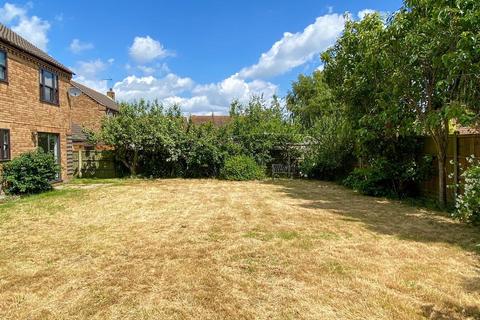 4 bedroom detached house for sale, Pebble View Walk, Hopton