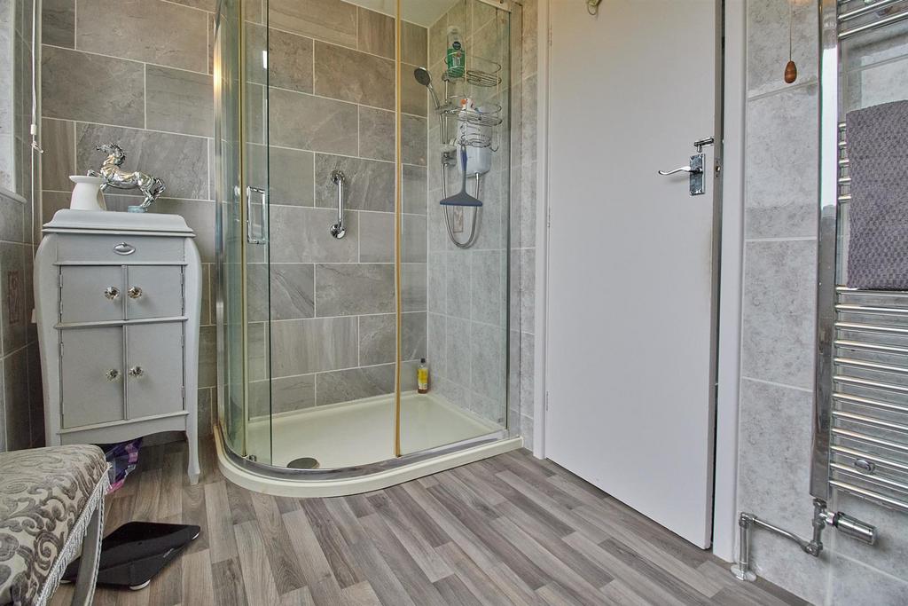 Bathroom to rear