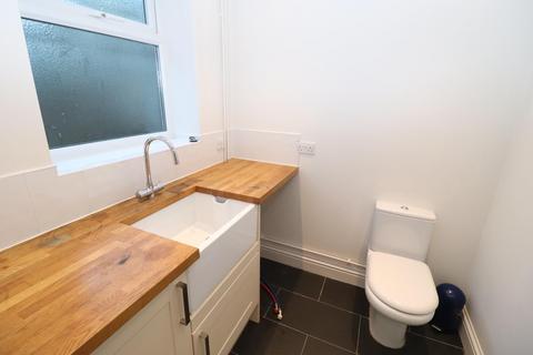 2 bedroom terraced house to rent, Edward Road, Leicester