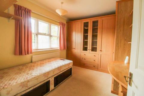 7 Maris Green, Great Shelford, Cambridge, CB22 5EE