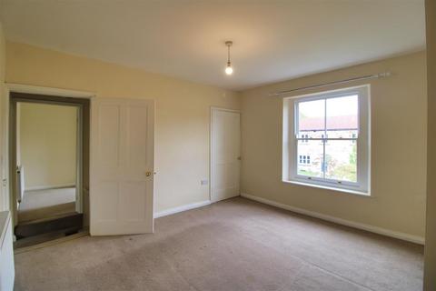 2 bedroom terraced house to rent, Duke Street, Staindrop DL2