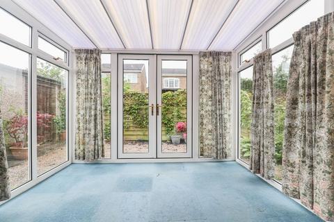 22 Coleridge Drive, Harrogate, HG1 3LS