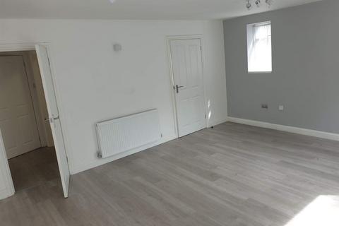2 bedroom flat to rent, Florence Road, Bournemouth