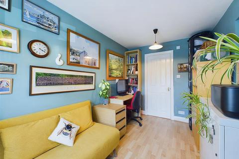 3 Sylvan Close, South Croydon, CR2 8DS