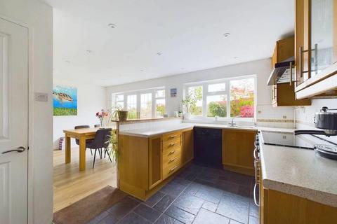 4 bedroom detached house for sale, Walnut Crescent, Malvern