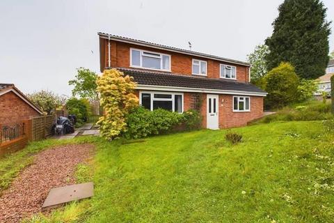 4 bedroom detached house for sale, Walnut Crescent, Malvern