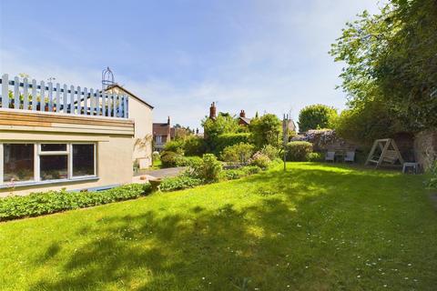 4 bedroom semi-detached house for sale, Cowleigh Road, Malvern