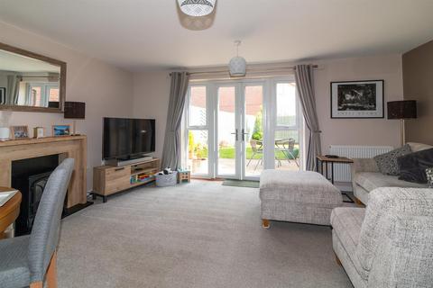 3 bedroom semi-detached house for sale, Bluebell Avenue, Cotgrave, Nottingham