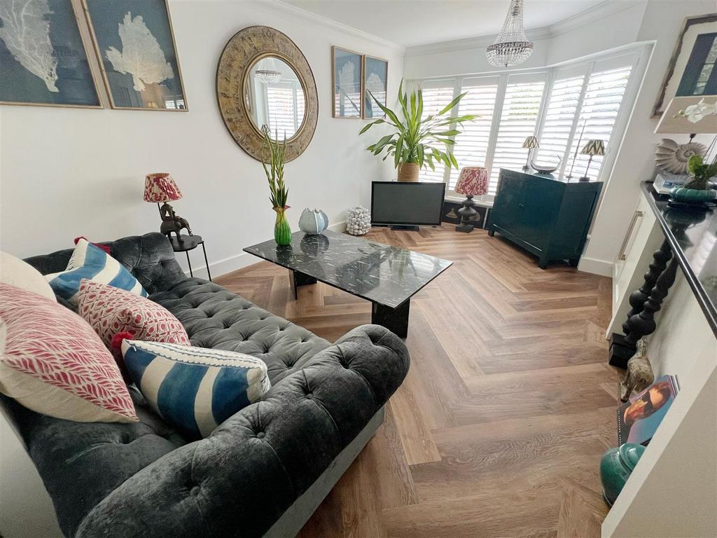 Living Room.JPG
