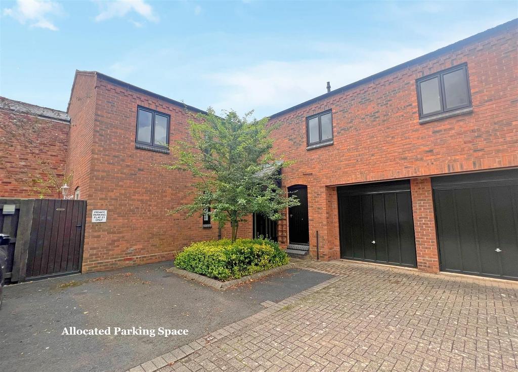 Rear Elevation / Parking.jpg