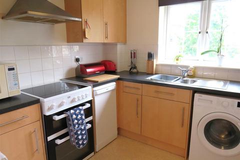 2 bedroom apartment for sale, Lindsell Avenue, Letchworth Garden City, Hertfordshire SG6 4DG