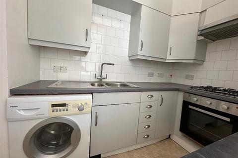 1 bedroom flat for sale, Elmgrove Road, Bristol BS6