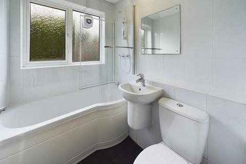2 bedroom maisonette to rent, Nethercote Gardens, Shirley Solihull B90