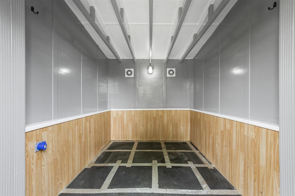 17 Forbes Road32.jpg