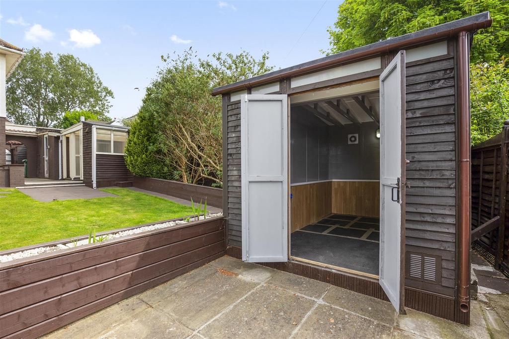 17 Forbes Road1.jpg