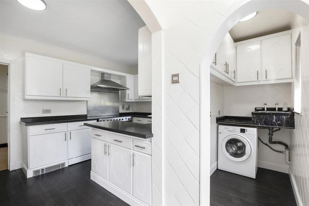 17 Forbes Road9.jpg
