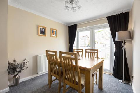 3 bedroom detached house for sale, 24 Birrell Drive, Dunfermline, KY11 8DW