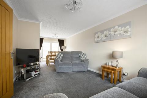 24 Birrell Drive, Dunfermline, KY11 8DW