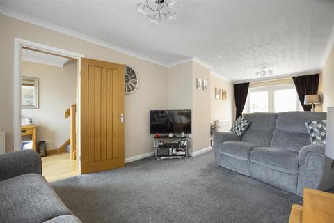 24 Birrell Drive, Dunfermline, KY11 8DW